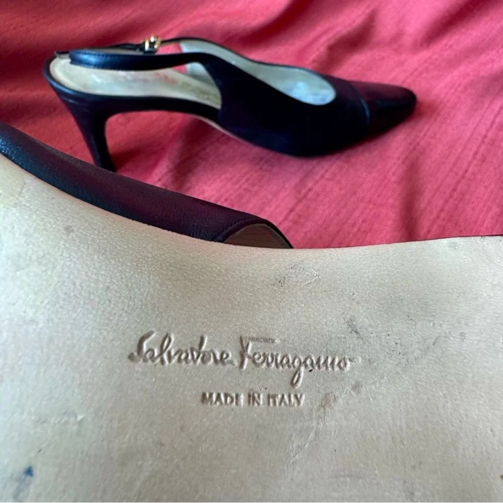 Salvatore Ferragamo Black Slingback Heels, Patent toe cap, VTG,‎ Size 7.5, GUC